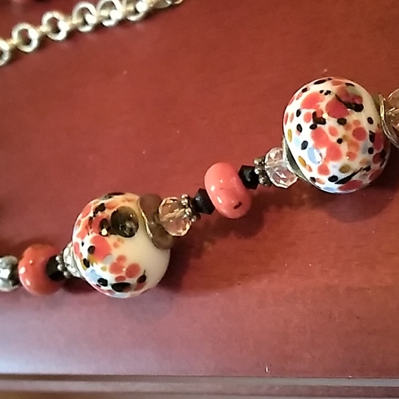 SPECTACULAR VINTAGE GLASS BEADED NECKLACE - Picture 4 of 7